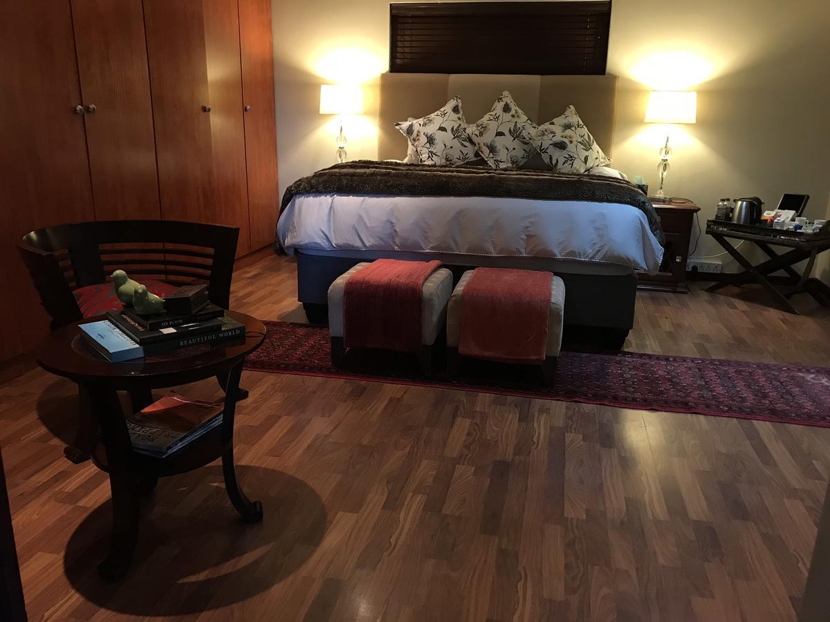 Spacube Luxury Suites And Spa Pretoria-Noord Eksteriør billede